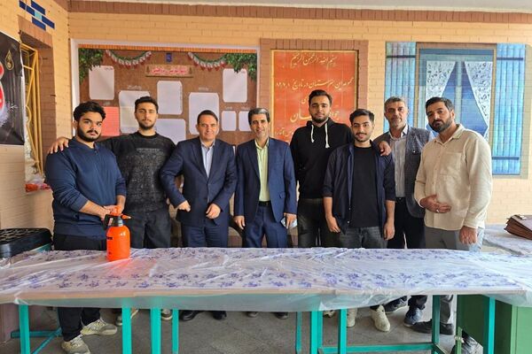 هنرستان موفقیان اسلامشهر میزبان آیین یادواره شهدا با حضور جمعی از مسئولان بود