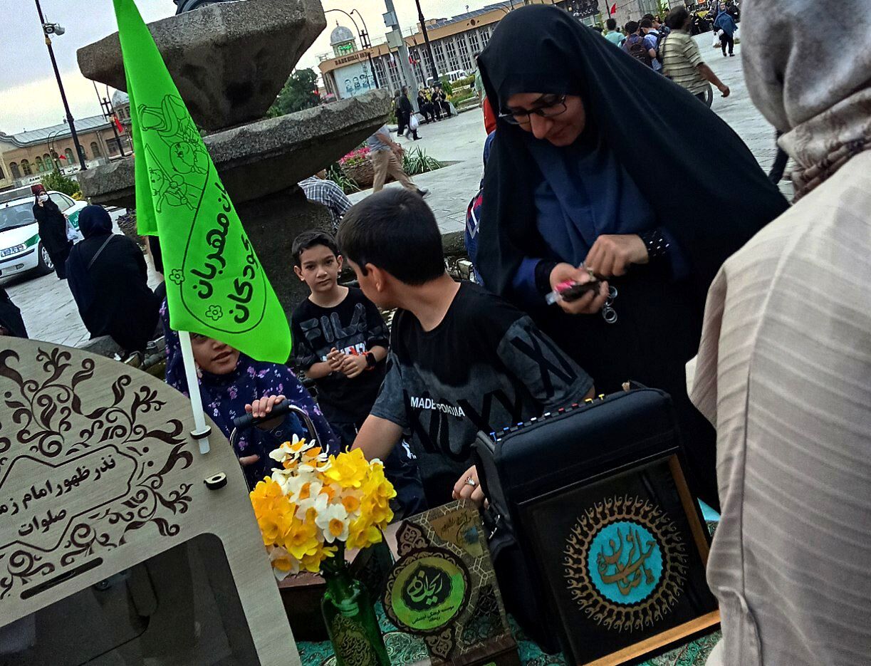 طنین «یا مهدی» در میدان امام خمینی(ره) همدان