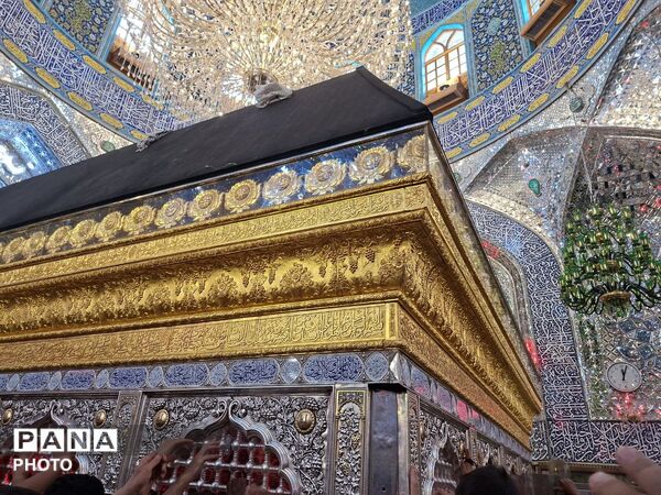 ایوان نجف از قاب پانا