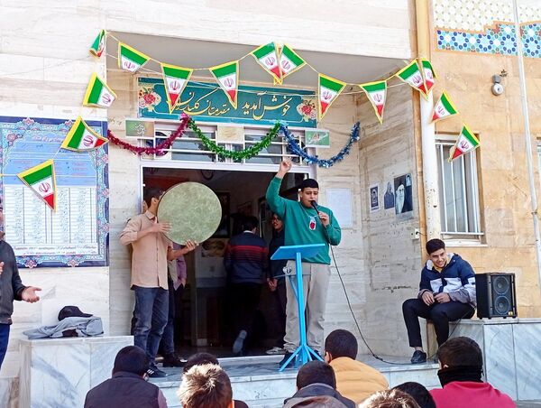 مراسم میلاد حضرت ابوالفضل(ع) در دبیرستان میثاق