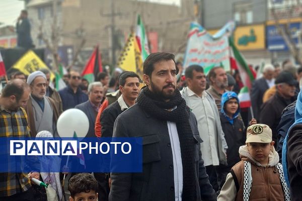 ۲۲ بهمن، میعادگاه حضور آگاهانه مردم قرچک در صحنه