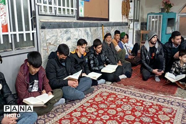 محفل انس با قرآن کریم یادوراه شهدای جنگ رمضان