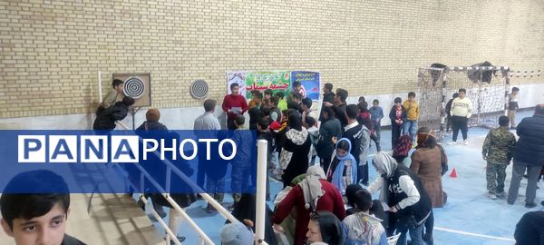 برگزاری مسابقات دارت در سالن ایثار شهرستان شیروان