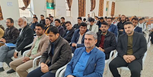 هفته امور تربیتی و همایش تجلیل از مربیان پرورشی