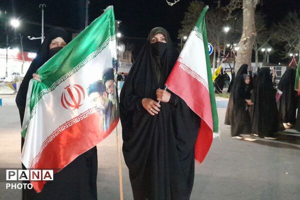 مردم بن تا پیروزی نهایی در خیابان می‌مانند