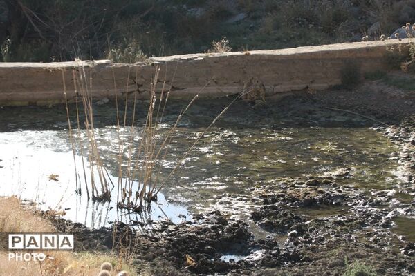 لاسرخ مهریز؛ مقصدی کوهستانی برای طبیعت‌گردان یزد