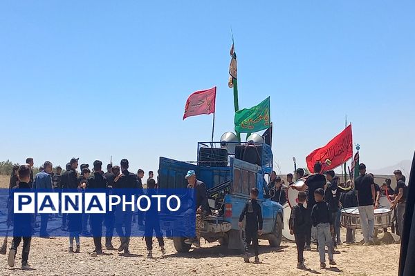 مراسم گرامیداشت تاسوعای حسینی در روستای گزکوه 