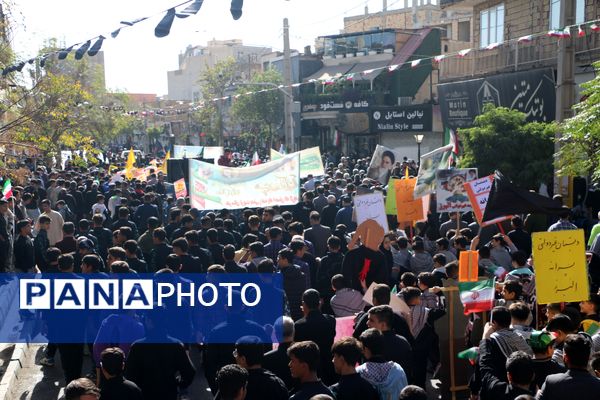 فریاد استکبار ستیزی از ورامین طنین انداز شد