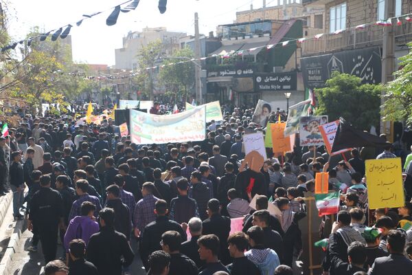 فریاد استکبار ستیزی از ورامین طنین انداز شد
