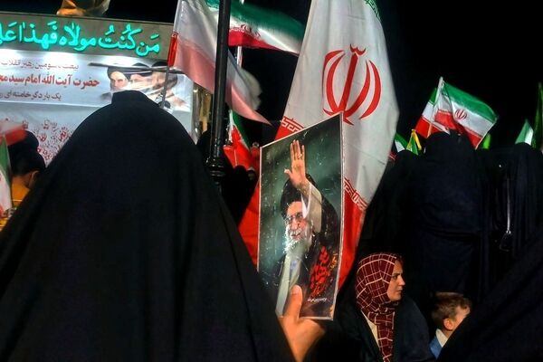 عهد خونین؛ از نسل سادات تا پاسداری از انقلاب