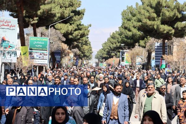 طنین فریاد قدس در خیابان‌های تربت حیدریه 