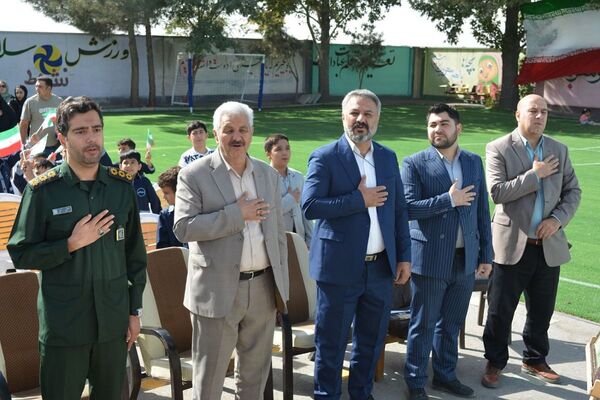 برگزاری جشن شکوفه‌های کلاس اولی دربهارستان‌دو