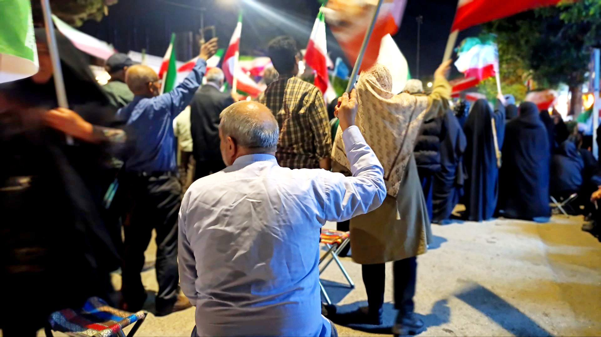 حضور میدانی، سن و سال نمیشناسد