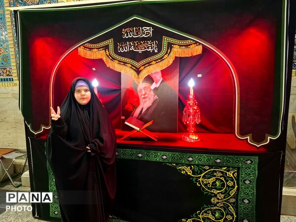 مردم شریف مشهد با شعار " هوا فضای سپاه، بزن به کاخ سیاه"  تاریکی شب‌ را روشن کردند