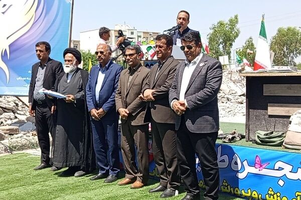 بیش از پنج هزار شهید معلم در کشور نشان‌دهنده نقش محوری فرهنگیان در دفاع از میهن است