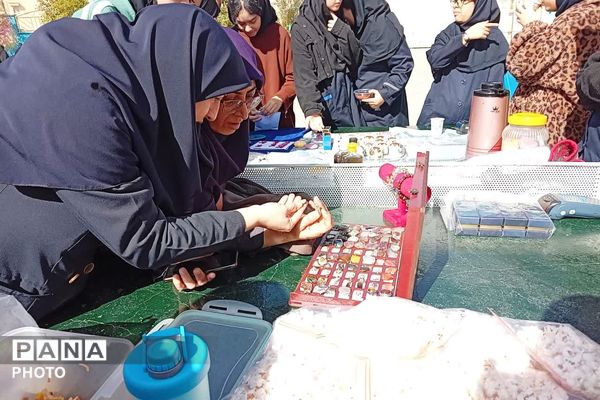 بازارچه و طرح بوم در دبیرستان حاج محمود رضوی شیراز