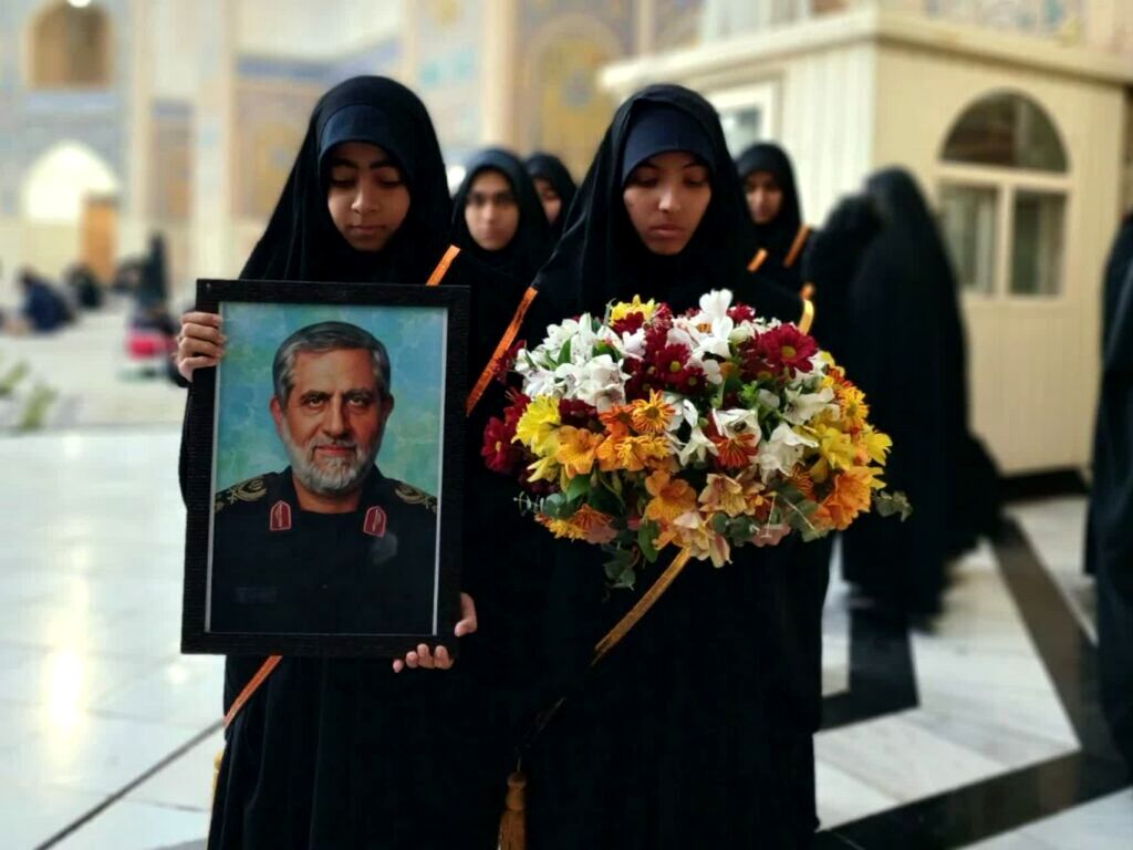 محفل هفتگی هیات «معصومانه» با حضور دختران دبیرستانی در قم