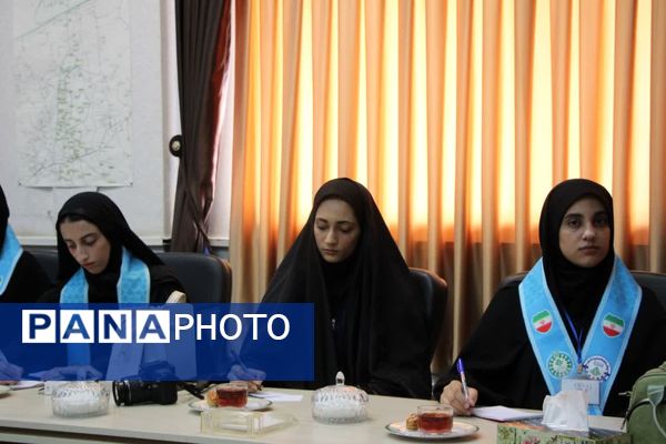 تقدیر از دانش‌آموز خبرنگاران پانا در ساری