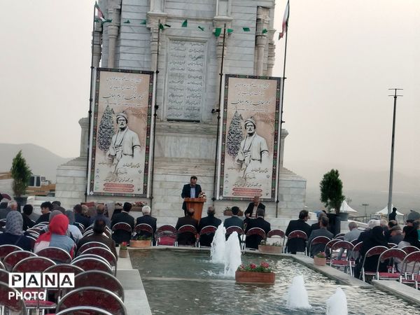 مینی‌ورلد ملایر میزبان ادیبان همدان، ملایر، نهاوند و تویسرکان 