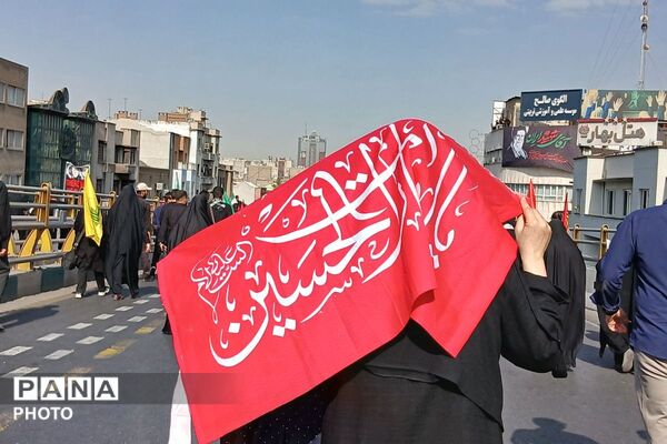 روایت عشق و وفاداری در بدرقه شهدا