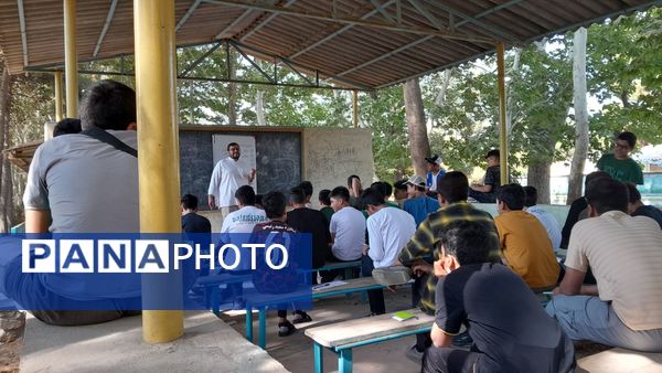 کلاس حل مسئله و اتاق فکر برای دانش آموزان متوسطه اول و دوم 