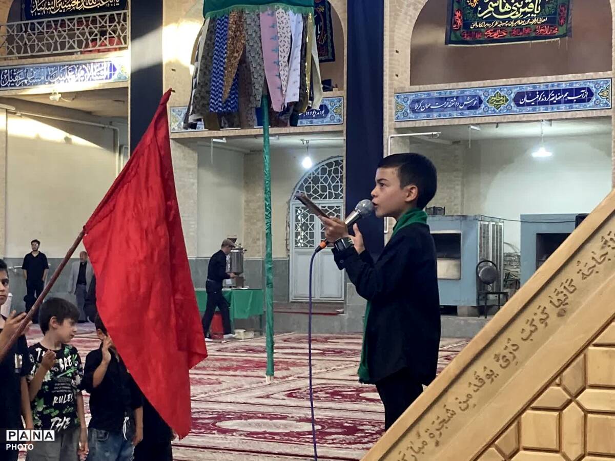 احلی من العسل؛ تجلی عشق نوجوانان به امام  حسین(ع)