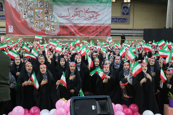 همایش دختران حاج قاسم 