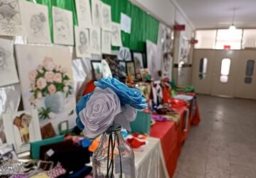 نمایشگاه هنری هفته «ماها» در مدرسه نمونه زینب الکبری(س)
