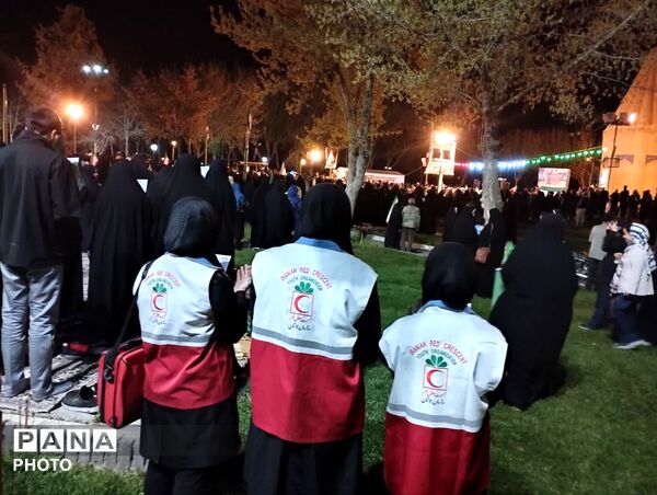 ای چراغ عرشیان، خورشید رخسار شما