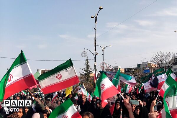 اجتماع بزرگ دختران ایران به مناسبت ولادت حضرت معصومه (س) و روز دختر در پردیس
