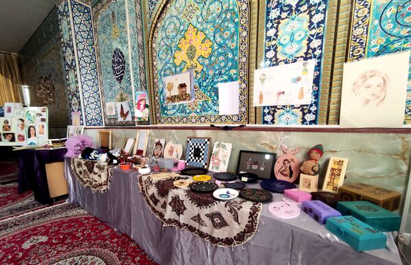 آغاز رویداد «هفته ماها» در دبیرستان خدیجه کبری (س) ناحیه ۴ اصفهان