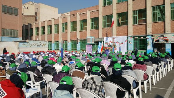 زنگ انقلاب در منطقه ۱۶