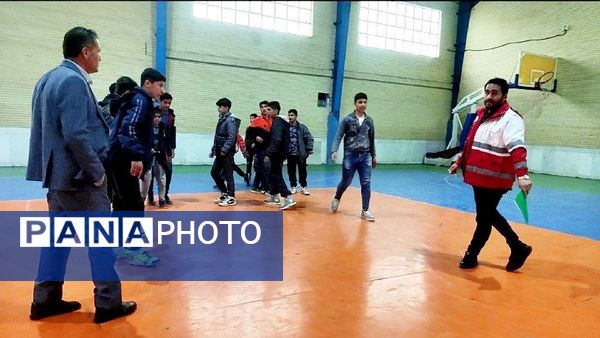 دانش‌آموزان میانکوه آماده روزهای سخت