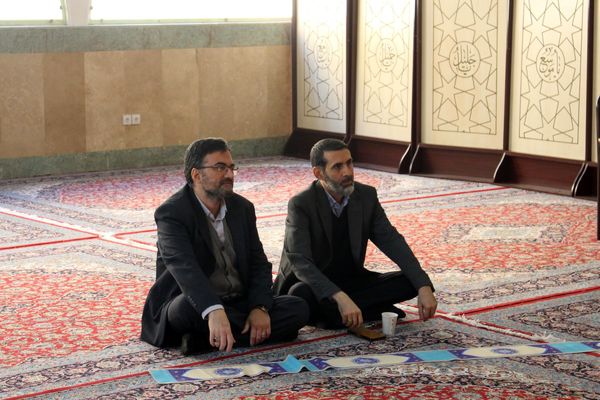 عزاداری باشکوه دانش‌آموزان و مسئولان در سوگ حضرت فاطمه زهرا (س)