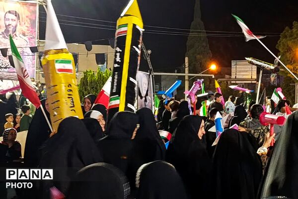 موشک‌های مقاومت در دستان کودکان فیروزآباد