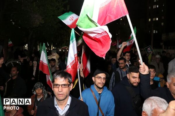 راهپیمایی شب پنجاهم مردم غیور محمدشهر کرج