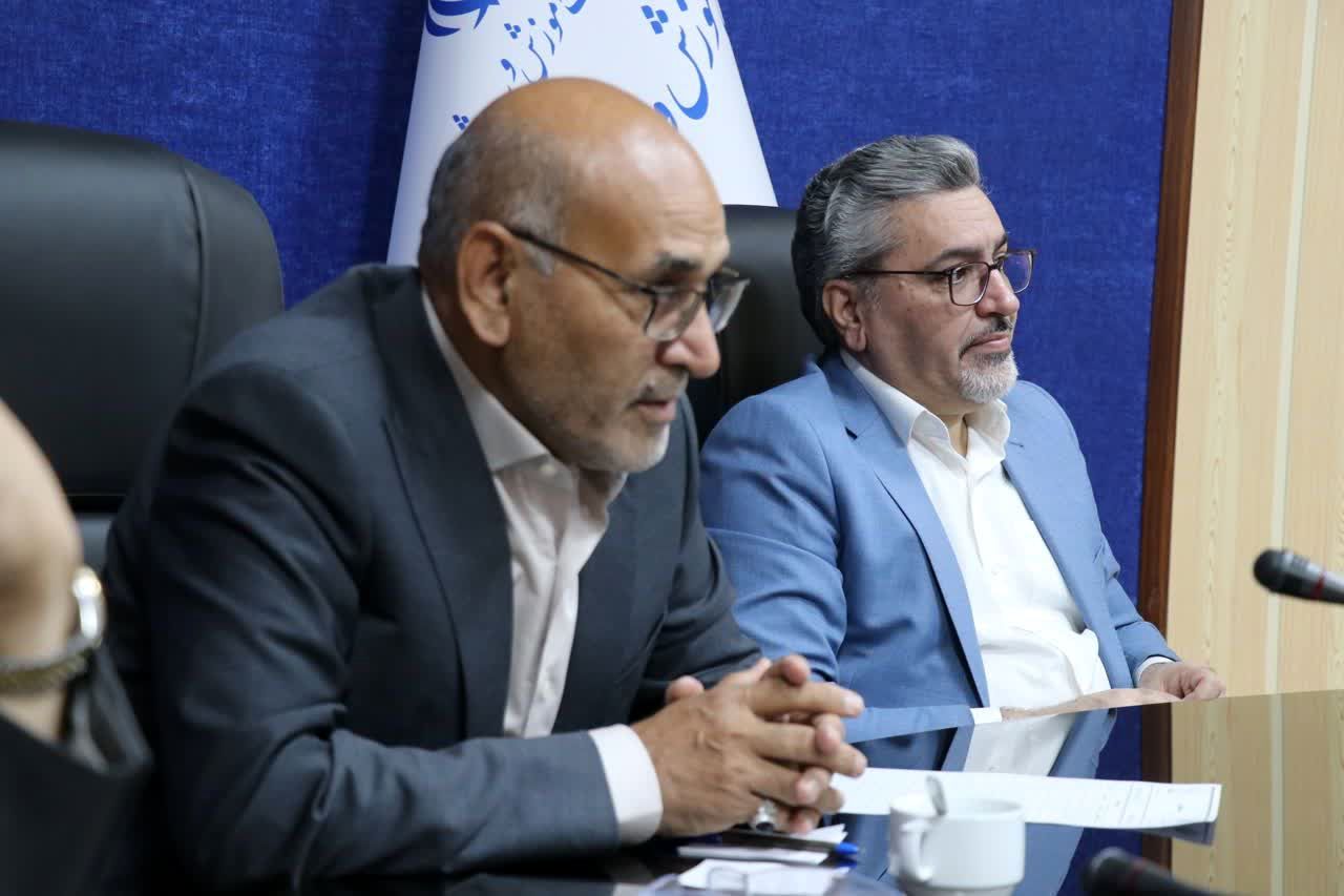 جلسه شورای انجمن اولیا و مربیان استان یزد با حضور مدیرکل آموزش و پرورش برگزار شد