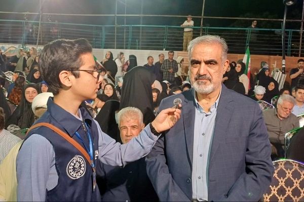 انتقال فرهنگ ایثار و شهادت به نسل جدید، رسالت اصلی آموزش و پرورش است