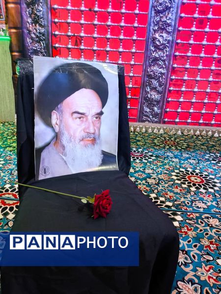 مراسم بزرگداشت رحلت امام خمینی (ره) در سندرک