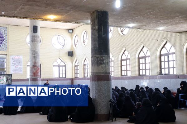 نشست «اصحاب نصر» در شهرستان فلارد