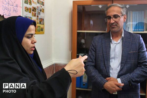 بازدید رئیس اداره آموزش و پرورش جوادآباد از مراکز بهداشتی