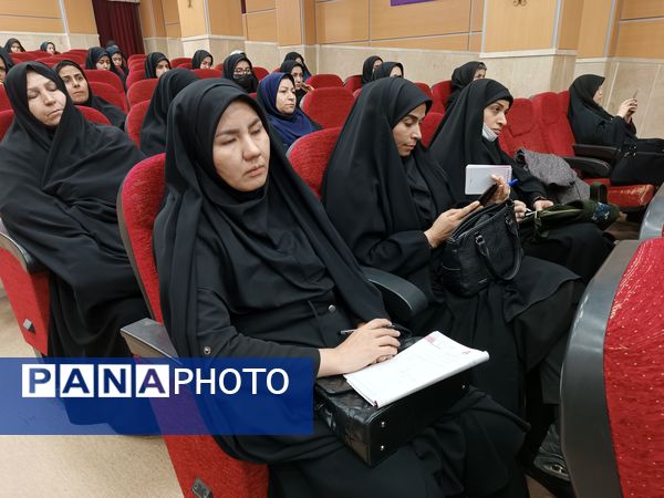 همایش علمی پژوهشی، یک قدم به سوی تعلیم و تربیت