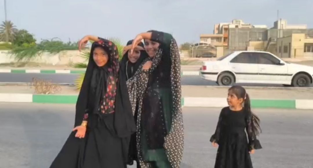 شور پیاده‌روی جاماندگان اربعین در جاسک؛ گامی به یاد شهدا و مردم غزه