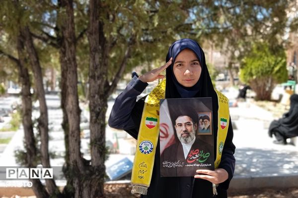  قاب‌های خبرنگار پانا از بیعت دانش‌آموزان پیشتاز چهارمحال وبختیاری با رهبر امت