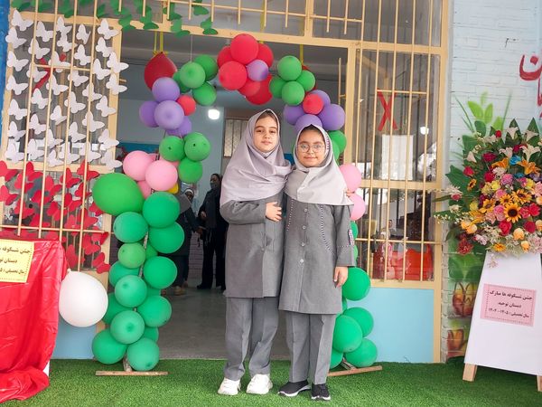 مراسم آغاز سال تحصیلی جدید در دبستان توحید 