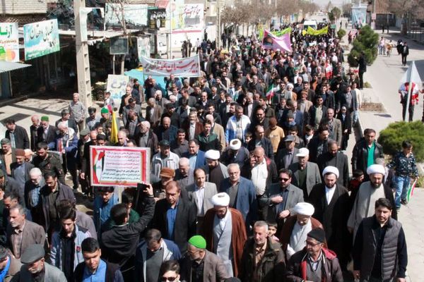 حضور پرشور مردم شهرستان فاروج در راهپیمایی قدس