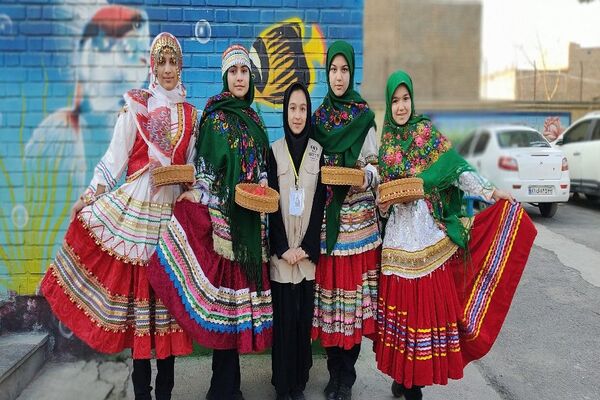 اجلاس استانی ویژه مدیران دبیرستان‌های نمونه دولتی و شبانه‌روزی استان خراسان رضوی در دبیرستان دخترانه شهید مجید دهنوی