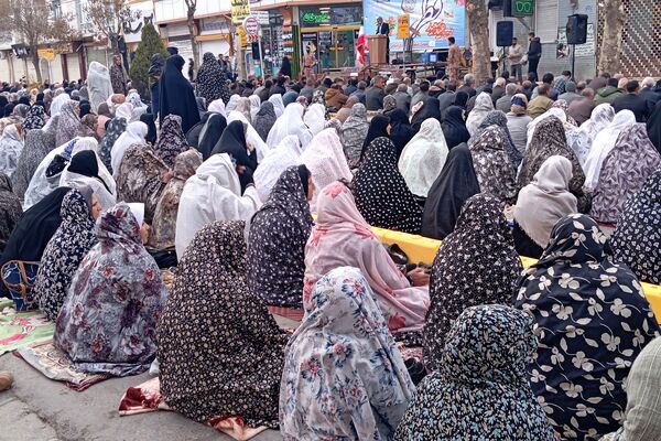 نماز عید فطر در شهرستان قروه