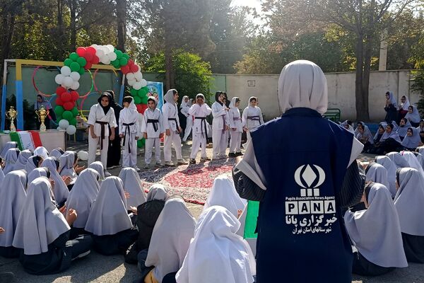 افتتاحیه المپیاد ورزشی درون مدرسه‌ای دبستان دخترانه بعثت۲
