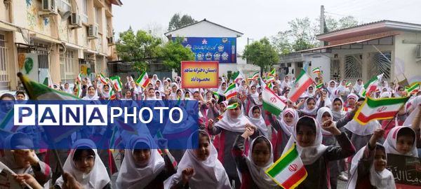 دانش‌آموزان دبستان دخترانه شاهد محمودآباد شعار مرگ بر اسرائیل سردادند